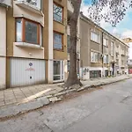 Апартамент With Patio Close To Sea
