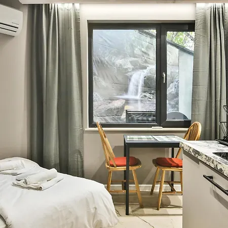 Apartment With Patio Close To Sea Warna