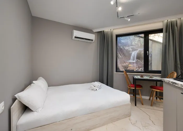 With Patio Close To Sea Apartment