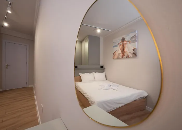 With Patio Close To Sea Apartamento